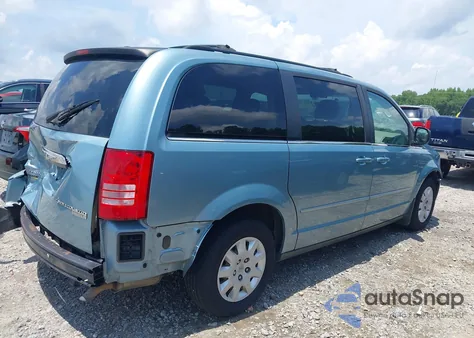 2010 Chrysler Town & Country Lx from USA, damaged, VIN 2A4RR4DE9AR149244